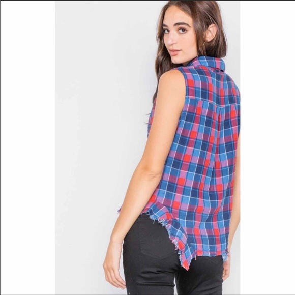 ✨💙❤️NEW❤️💙✨ Raw Edge Red and Blue Plaid Tank Top - Picture 2 of 8